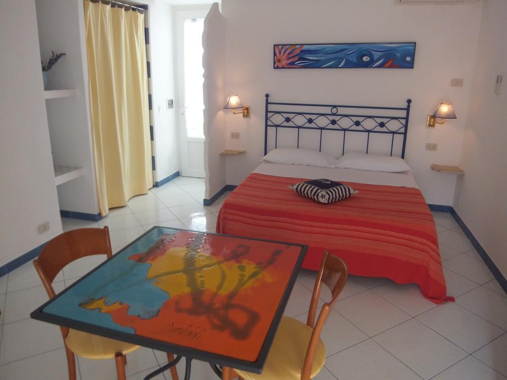 Villa Flavia - Adults Only Ponza Zewnętrze zdjęcie